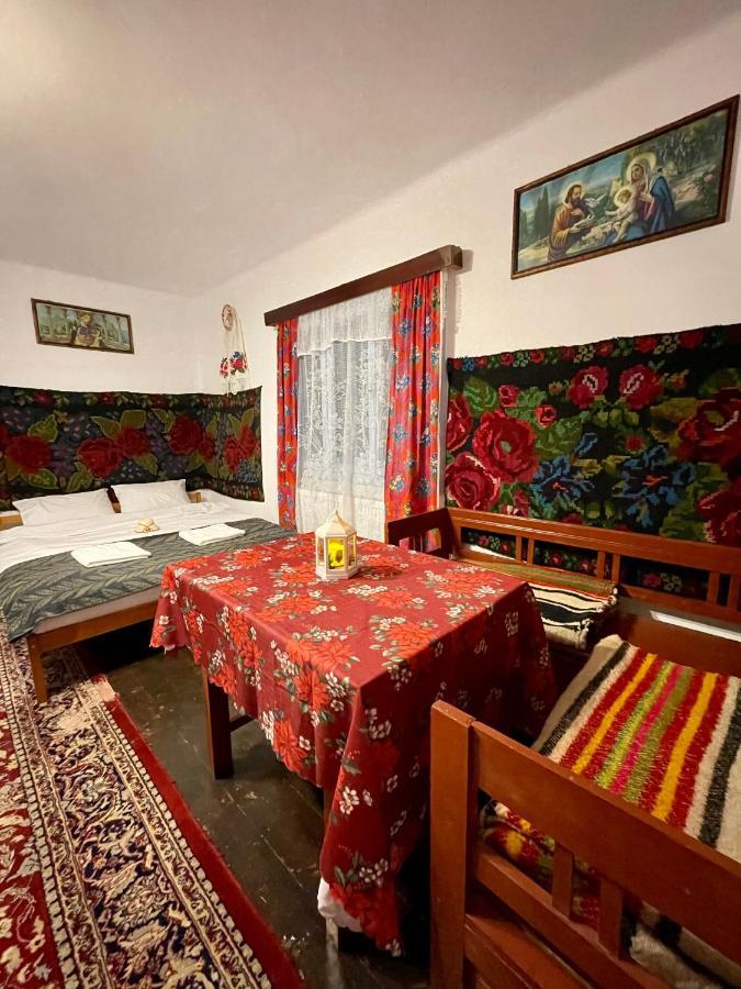 Casa Fântâna - La poalele muntilor -50 de metri de pârtia Olimpică Vila Statjunea Borsa Exterior foto